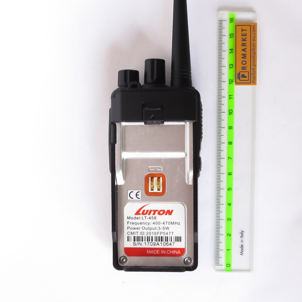 Luiton LT-458 PRO PMR446 two-way radio walkie talkie - compact size and robust housing